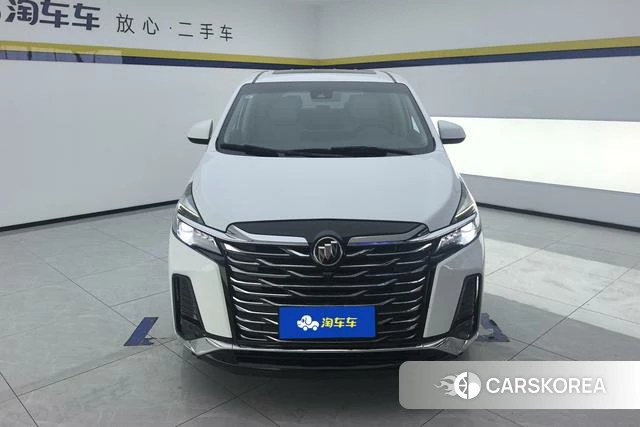 Buick GL8 2021 Белый из Китая, фото 2