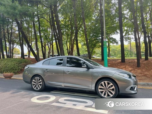 Renault Korea (Samsung) SM3 Z.E. 2020 Серебристо-серый из Кореи, фото 2
