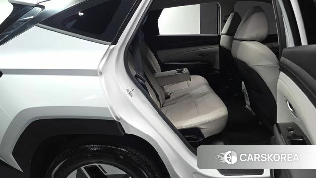 Hyundai The New Tucson (NX4) 2024 Белый из Кореи, фото 2