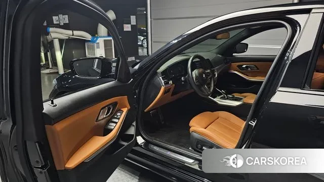 BMW 3 Series (G20) 2022 Черный из Кореи, фото 2