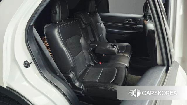Ford Explorer 2018 Белый из Кореи, фото 2