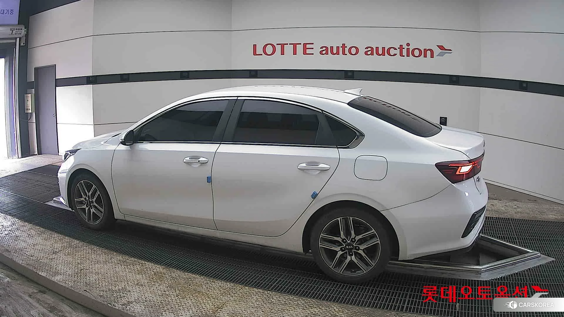 Kia K3 2019 Белый из Кореи, фото 2