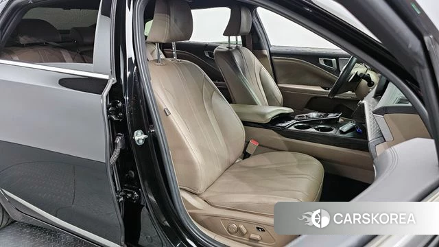 Kia K8 Hybrid 2022 Черный из Кореи, фото 2