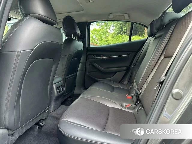 Mazda 3 Angkesaila 2022 Темно-серый из Китая, фото 2