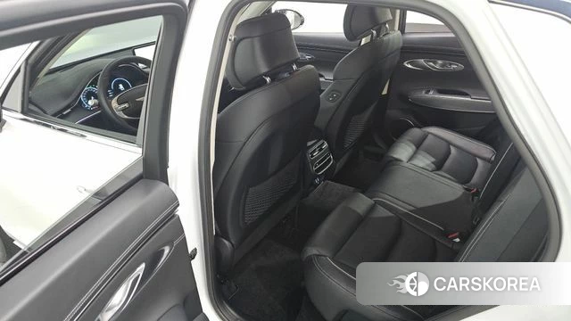 Genesis GV70 2021 Белый из Кореи, фото 2