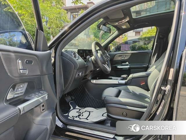 Mercedes-Benz GLB 2022 Черный из Китая, фото 2