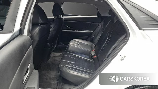 Hyundai Avante Hybrid (CN7) 2022 Белый из Кореи, фото 2