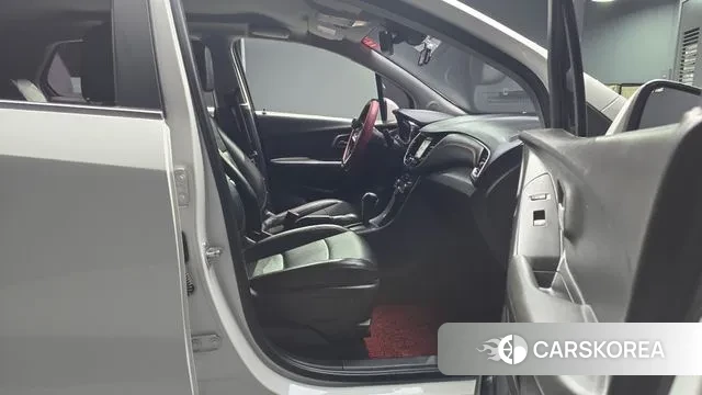 Chevrolet (GM Daewoo) The New Trax 2019 Белый из Кореи, фото 2