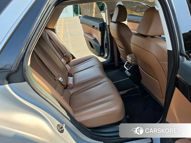 Hyundai Grandeur (GN7) 2023 Серебряный из Кореи, фото 2