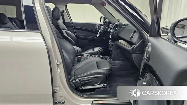 Mini Cooper Countryman 2022 Серебристо-серый из Кореи, фото 2