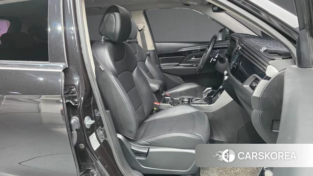 Ssangyong Beautiful Korando 2019 Черный из Кореи, фото 2