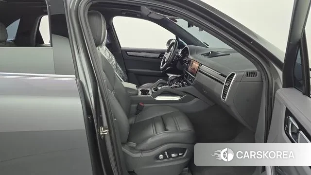 Porsche Cayenne (PO536) 2021 Серый из Кореи, фото 2