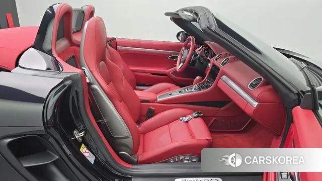 Porsche 718 Boxster 2024 Черный из Кореи, фото 2