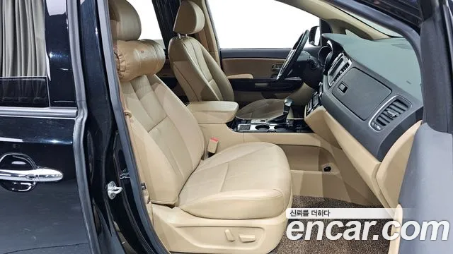 Kia The New Carnival 2019 Черный из Кореи, фото 2