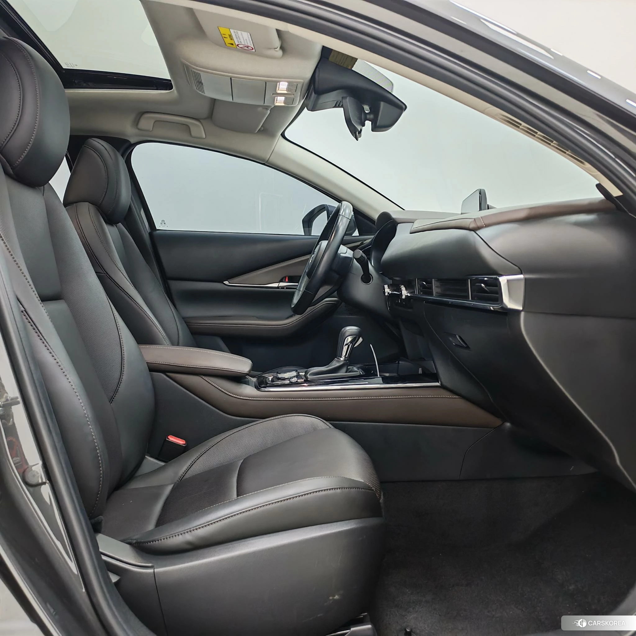 Mazda CX-30 2021 Черный из Китая, фото 2
