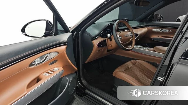Genesis GV70 2022 Черный из Кореи, фото 2
