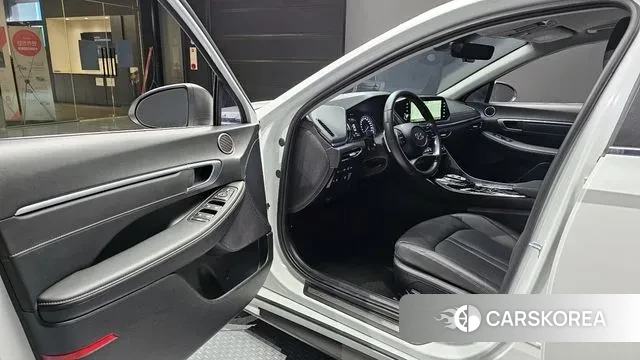 Hyundai Sonata Hybrid (DN8) 2021 Белый из Кореи, фото 2