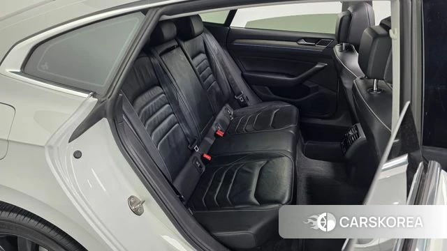 Volkswagen Arteon 2019 Белый из Кореи, фото 2