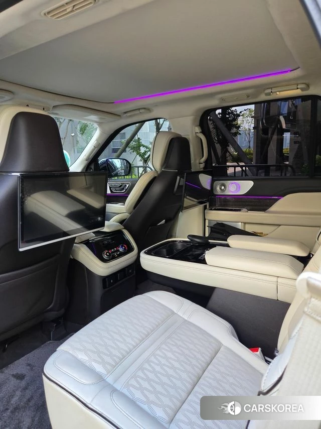 Lincoln Navigator 4th generation 2018 Фиолетовый из Кореи, фото 2