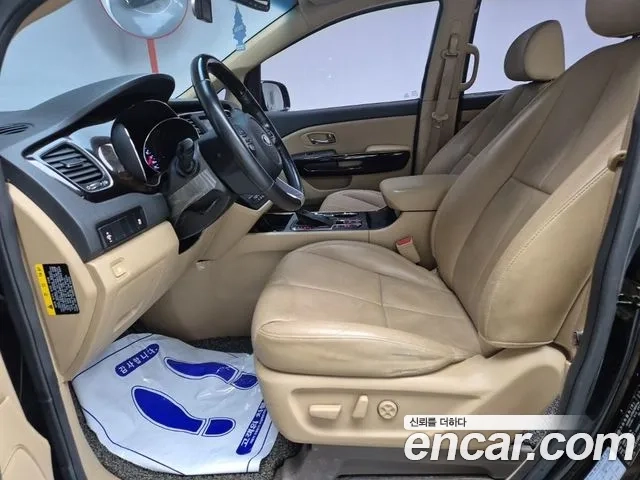 Kia The New Carnival 2018 Черный из Кореи, фото 2
