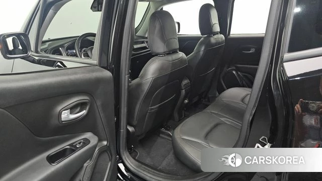 Jeep Renegade 2023 Черный из Кореи, фото 2