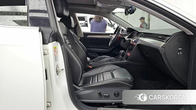 Volkswagen Arteon 2019 Белый из Кореи, фото 2
