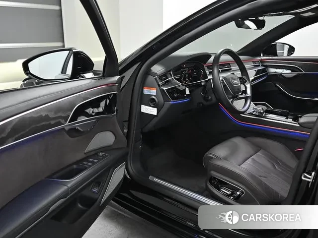 Audi A8 (D5) 2023 Черный из Кореи, фото 2