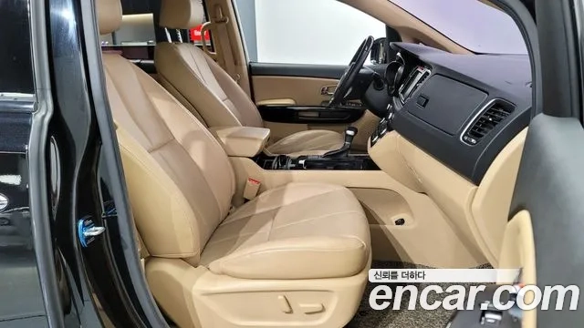 Kia All New Carnival 2018 Черный из Кореи, фото 2