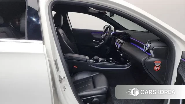 Mercedes-Benz A-Class W177 2021 Белый из Кореи, фото 2