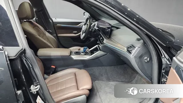 BMW i4 2022 Серый из Кореи, фото 2