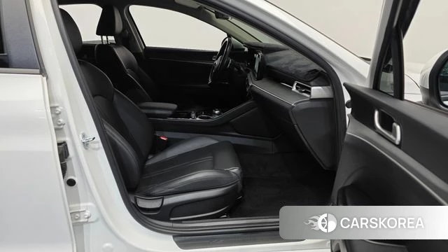 Kia K5 3rd generation 2021 Белый из Кореи, фото 2