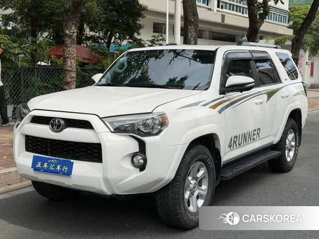 Toyota 4Runner 2022 Белый из Китая, фото 2