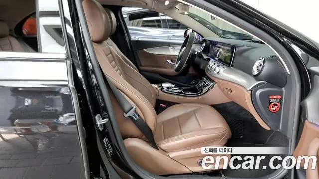 Mercedes-Benz E-Class W213 2019 Черный из Кореи, фото 2