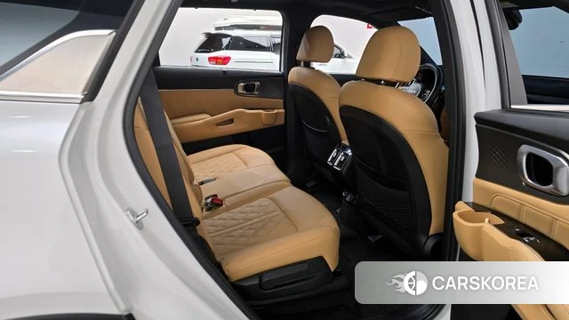 Kia Sorento 4th Generation 2023 Белый из Кореи, фото 2