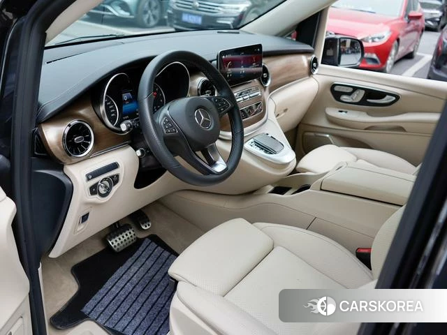 Mercedes-Benz V-class 2023 Черный из Китая, фото 2