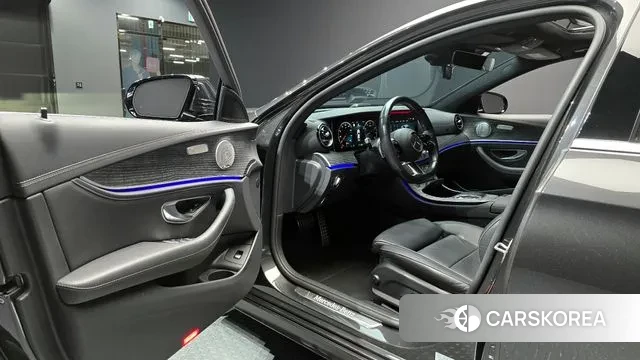 Mercedes-Benz E-Class W213 2020 Серый из Кореи, фото 2