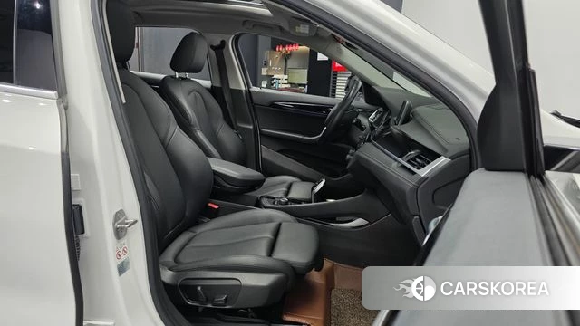 BMW X2 (F39) 2019 Белый из Кореи, фото 2