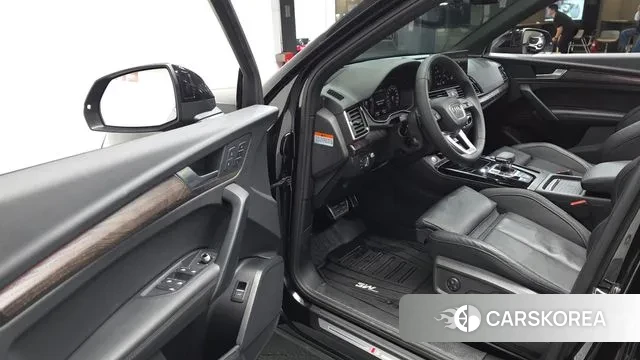 Audi Q5 (FY) 2023 Черный из Кореи, фото 2