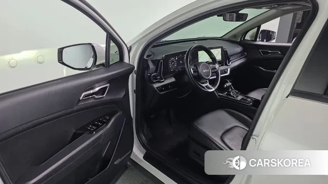 Kia Sportage 5th Generation 2022 Белый из Кореи, фото 2