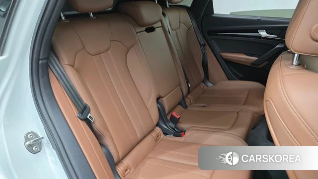 Audi Q5 (FY) 2022 Белый из Кореи, фото 2