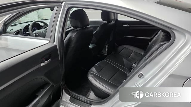 Hyundai Avante AD 2018 Серебряный из Кореи, фото 2