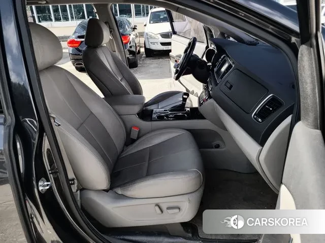 Kia The New Carnival 2018 Серый из Кореи, фото 2