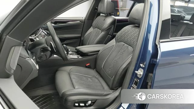 BMW 5 Series (G30) 2020 Синий из Кореи, фото 2