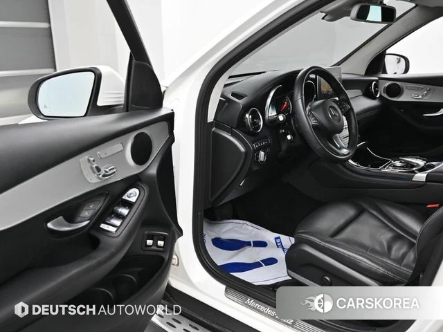 Mercedes-Benz GLC-Class X253 2019 Белый из Кореи, фото 2