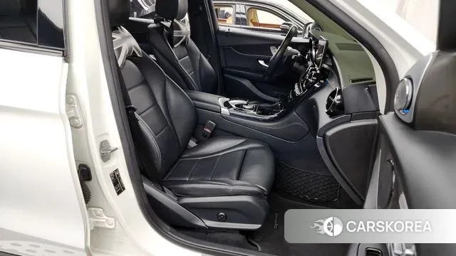 Mercedes-Benz GLC-Class X253 2018 Белый из Кореи, фото 2