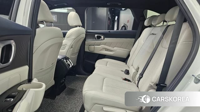 Kia Sorento 4th Generation 2023 Белый из Кореи, фото 2