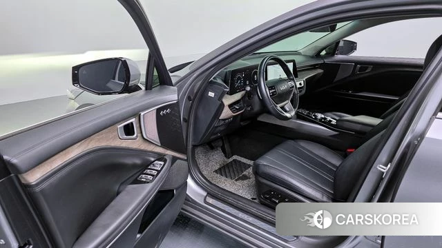 Kia K8 Hybrid 2023 Серебристо-серый из Кореи, фото 2