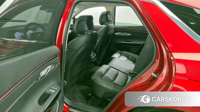 Genesis GV70 2024 Красный из Кореи, фото 2