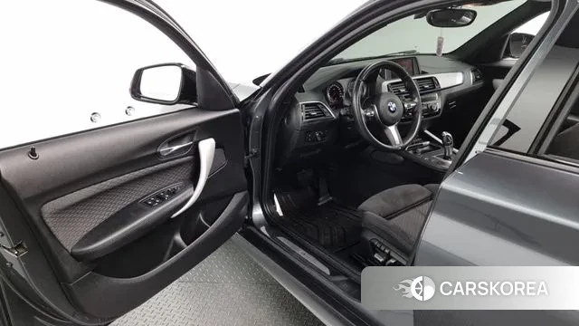 BMW 1 Series (F20) 2018 Серый из Кореи, фото 2