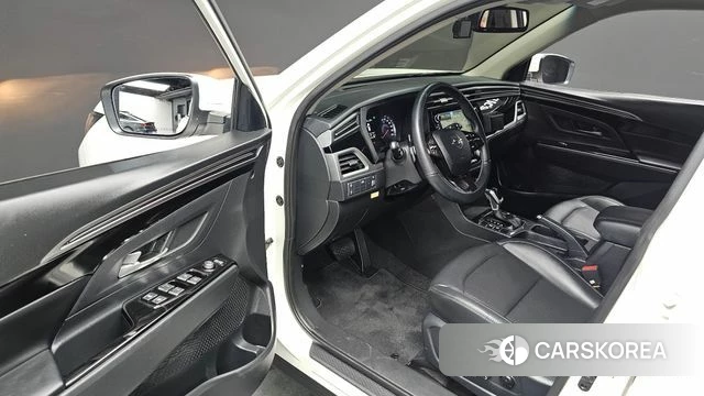 Ssangyong Beautiful Korando 2022 Белый из Кореи, фото 2